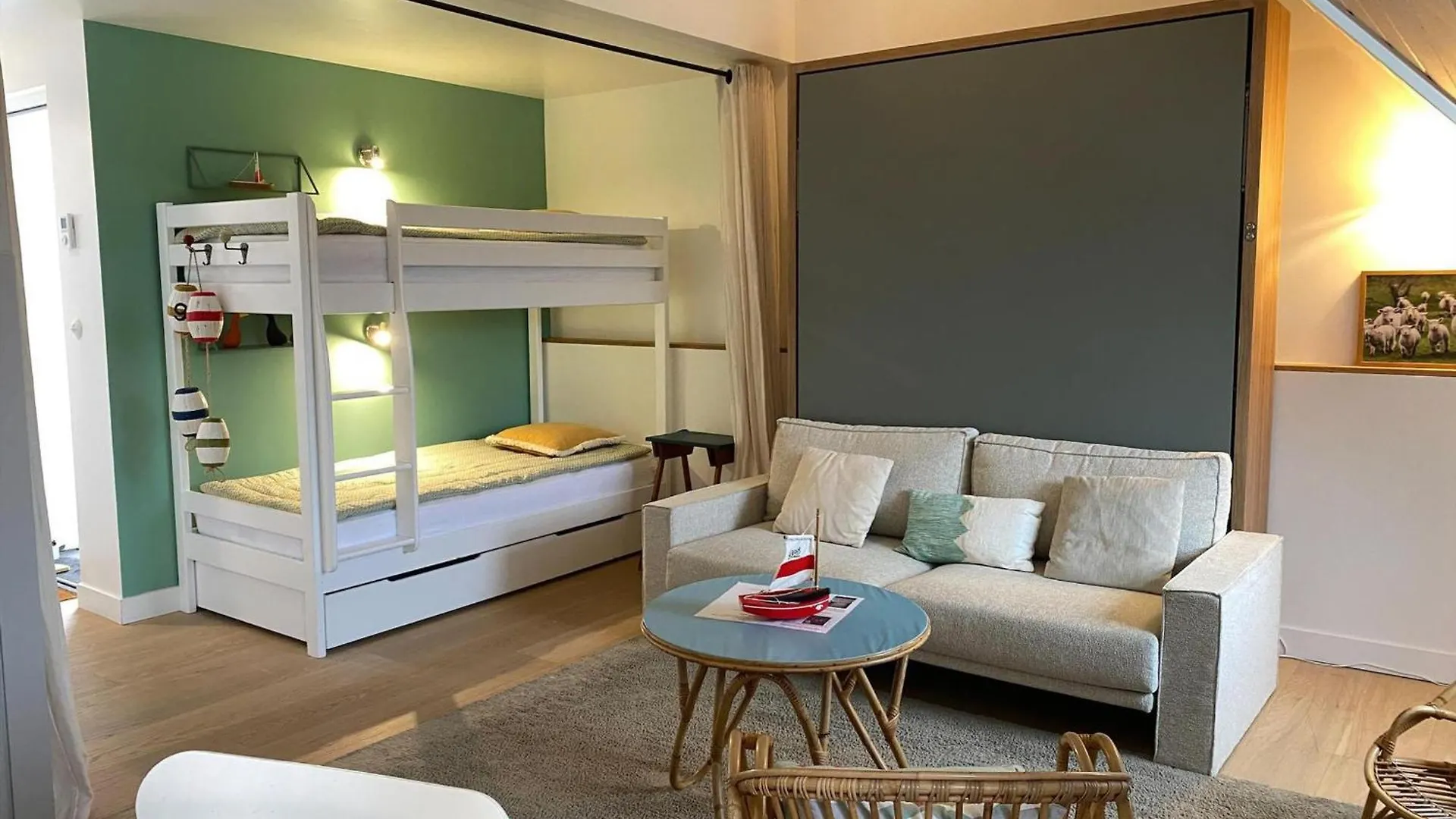 Studio Moderne A Sauzon Avec Vue Port, Wifi Et Lits Faits - Fr-1-418-186